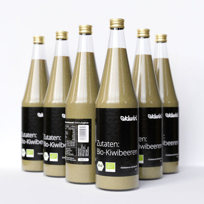 Organic kiwiberry direct juice